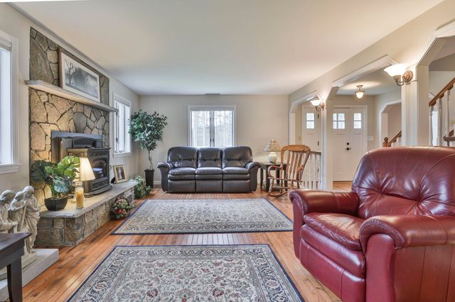 94 Breakneck Road, Newport, NH 03773