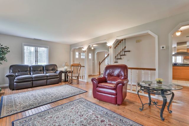 94 Breakneck Road, Newport, NH 03773