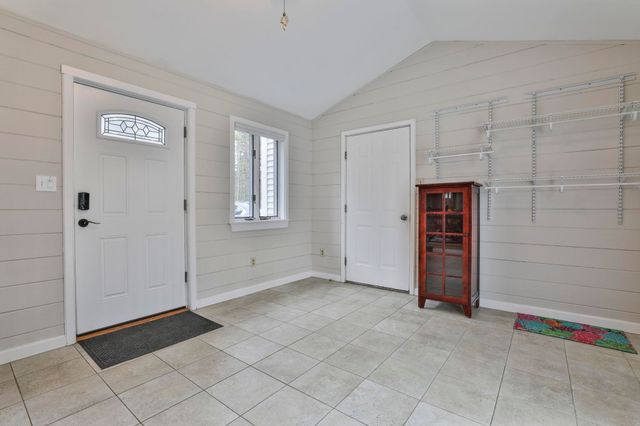 94 Breakneck Road, Newport, NH 03773