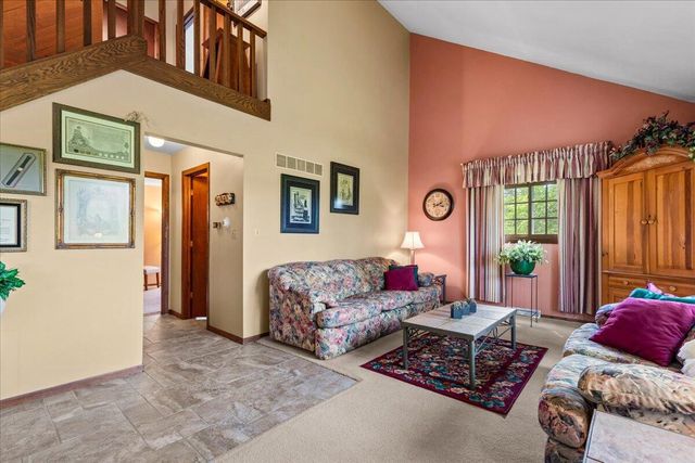 6043 State Highway 144, West Bend, WI 53095