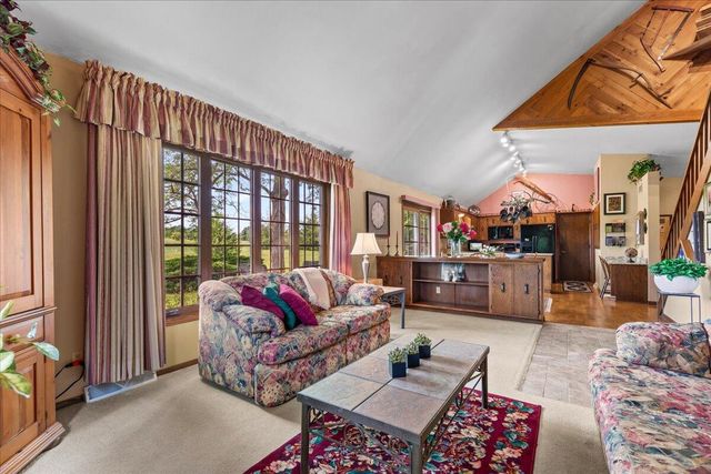 6043 State Highway 144, West Bend, WI 53095