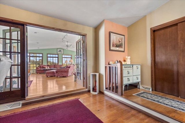 6043 State Highway 144, West Bend, WI 53095