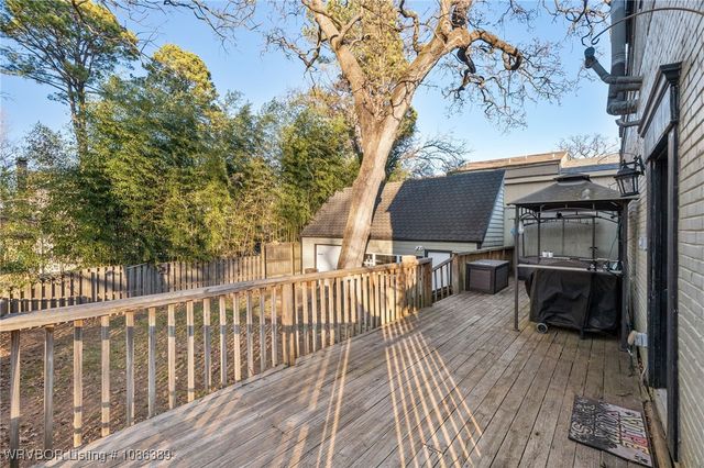 38 Courtland Street, Fort Smith, AR 72901