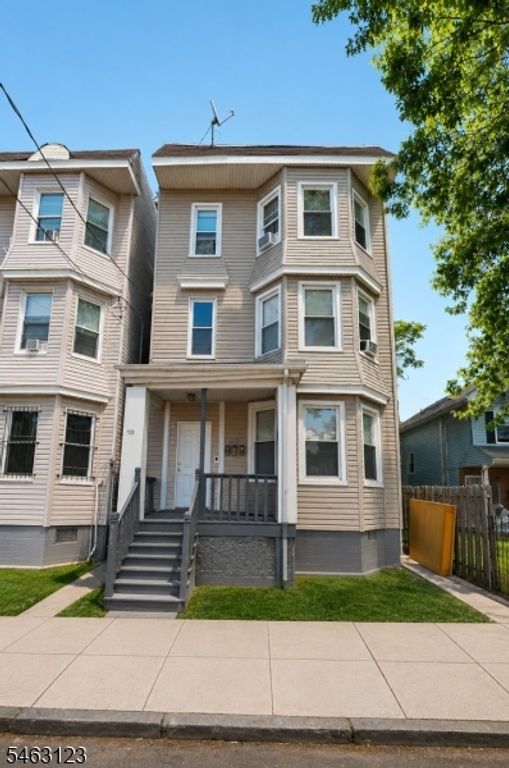 428 S 17Th St, Newark City, NJ 07103 — exterior