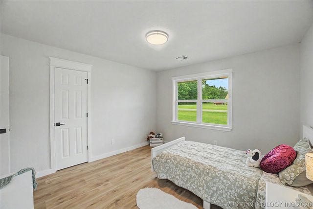 17074 E 107th Street N, Owasso, OK 74055