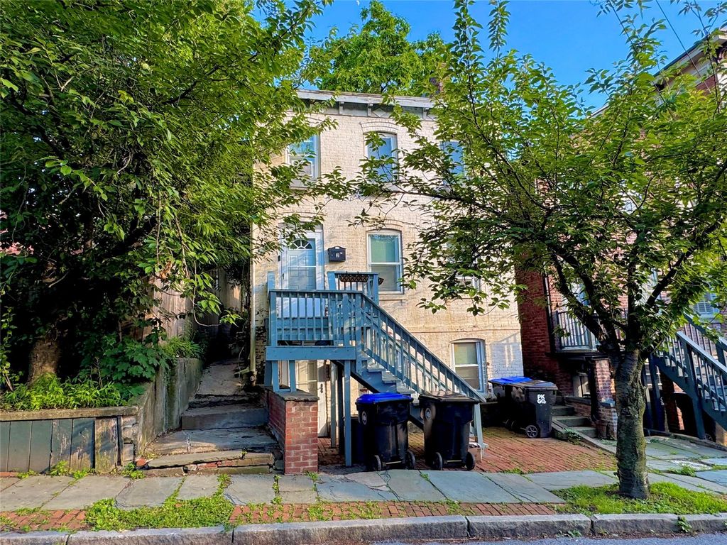 190 Union Street, Poughkeepsie, NY 12601