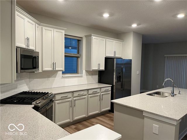 13495 E 134th Street, Fishers, IN 46038