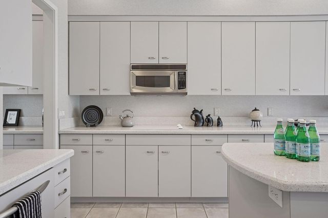 160 Stonebridge Road, Lilydale, MN 55118