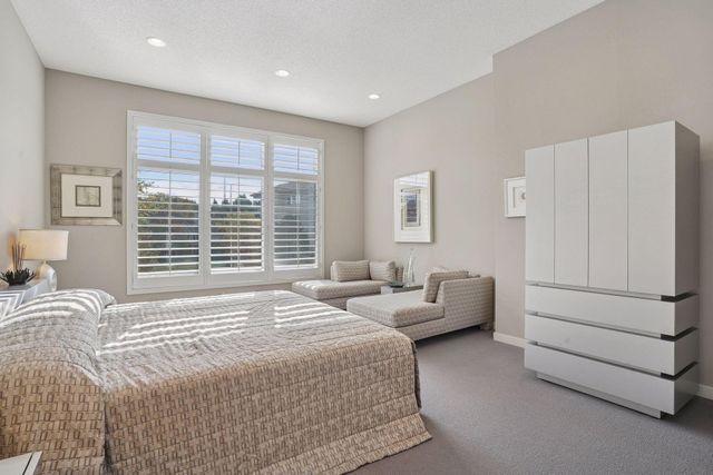 160 Stonebridge Road, Lilydale, MN 55118