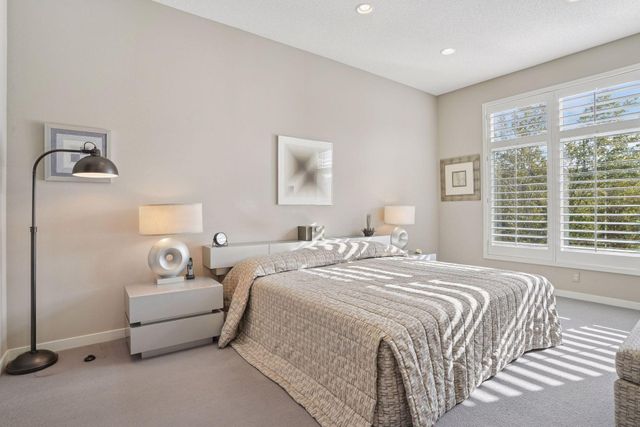 160 Stonebridge Road, Lilydale, MN 55118