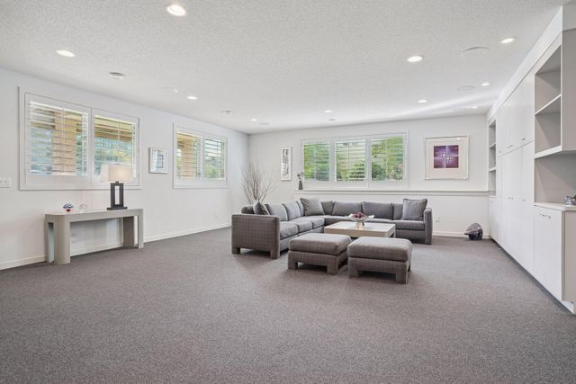 160 Stonebridge Road, Lilydale, MN 55118