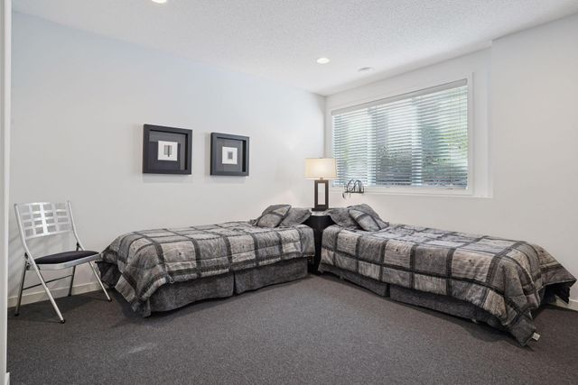 160 Stonebridge Road, Lilydale, MN 55118