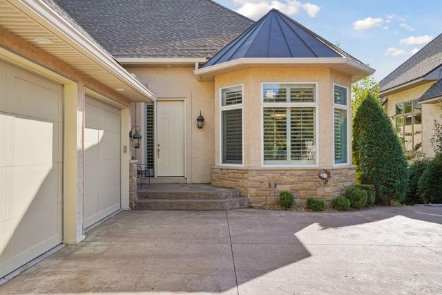 160 Stonebridge Road, Lilydale, MN 55118