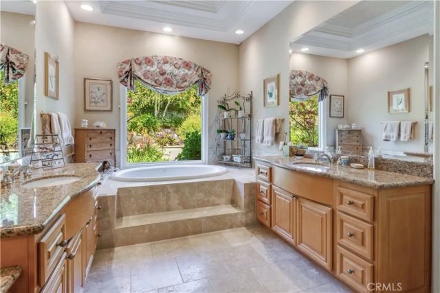 48 Santa Cruz, Rolling Hills Estates, CA 90274