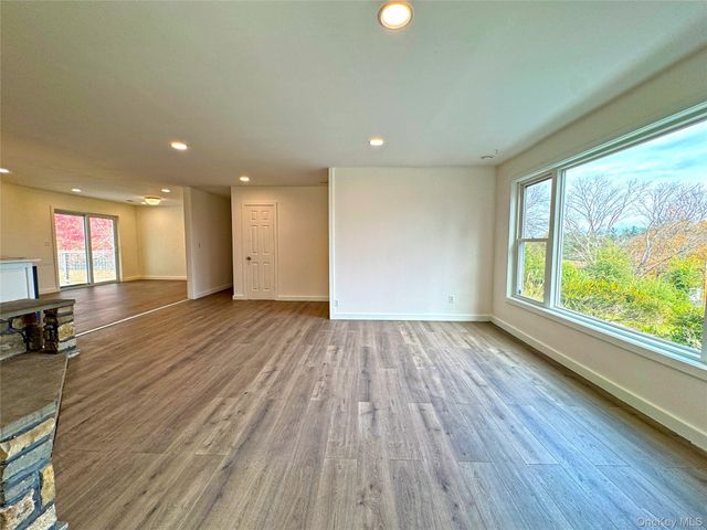 125 Main Street, Lake Katrine, NY 12449