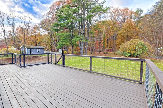 125 Main Street, Lake Katrine, NY 12449