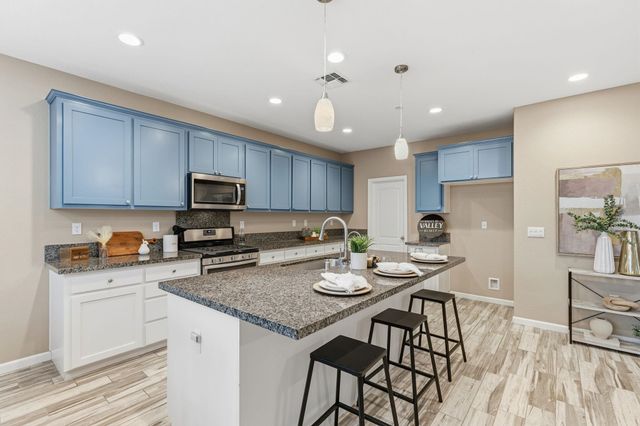 1703 Solano Court, Lathrop, CA 95330