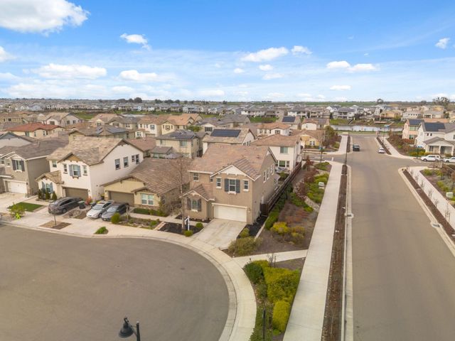 1703 Solano Court, Lathrop, CA 95330