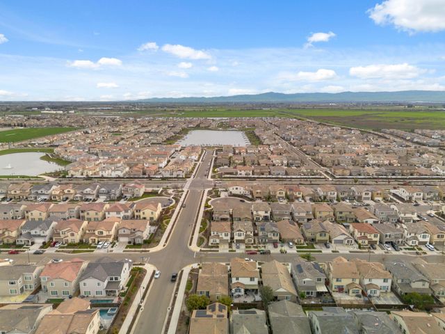 1703 Solano Court, Lathrop, CA 95330