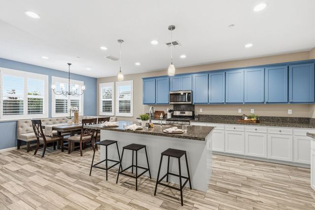 1703 Solano Court, Lathrop, CA 95330