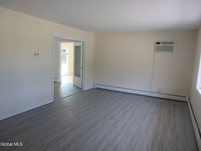 11 Ferry Street, Schuylerville, NY 12871