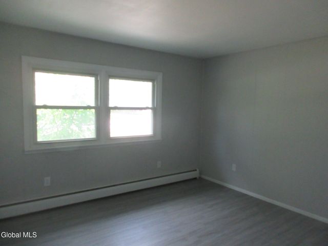 11 Ferry Street, Schuylerville, NY 12871