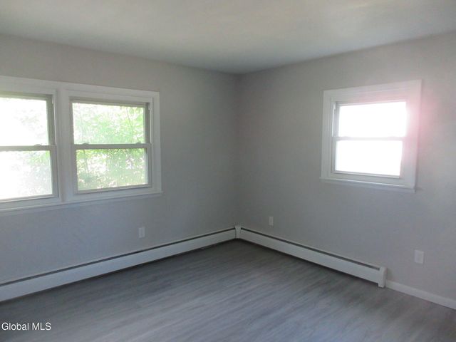 11 Ferry Street, Schuylerville, NY 12871