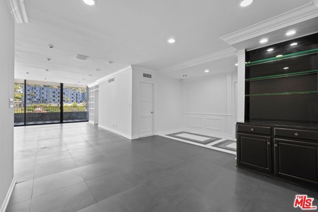 1100 Alta Loma Road 1502, West Hollywood, CA 90069