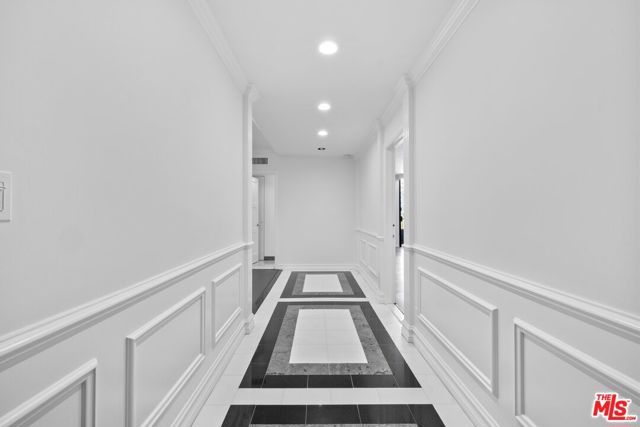 1100 Alta Loma Road 1502, West Hollywood, CA 90069