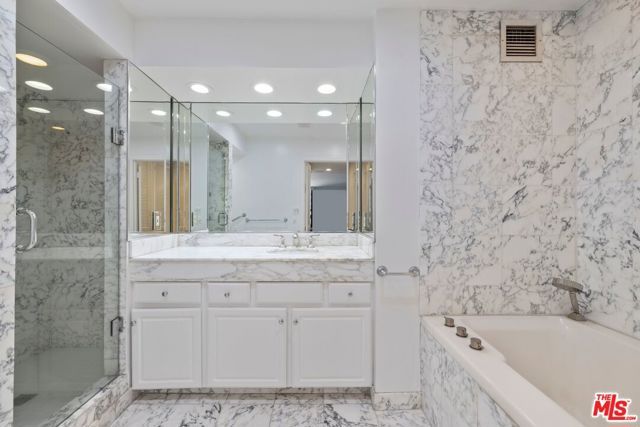 1100 Alta Loma Road 1502, West Hollywood, CA 90069