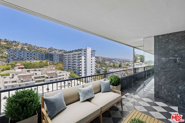 1100 Alta Loma Road 1502, West Hollywood, CA 90069