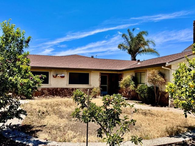 1470 Ghione Drive, Hollister, CA 95023