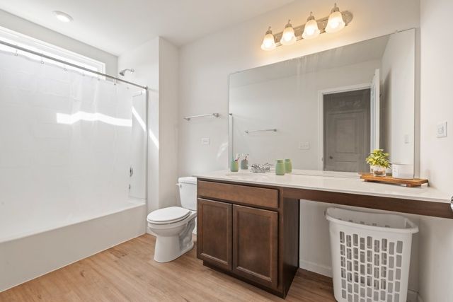 3001 Semple Way, Mundelein, IL 60060