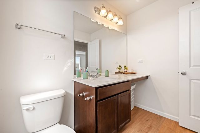 3001 Semple Way, Mundelein, IL 60060