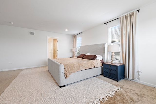 3001 Semple Way, Mundelein, IL 60060