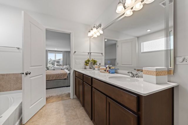 3001 Semple Way, Mundelein, IL 60060