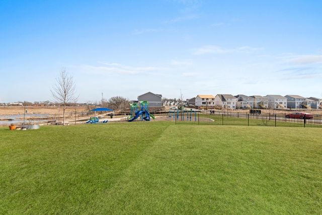 3001 Semple Way, Mundelein, IL 60060