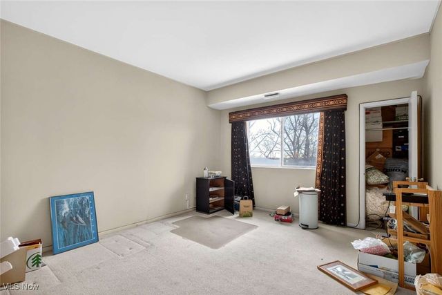 2112 Acacia Park Drive 619, Lyndhurst, OH 44124