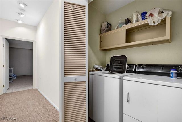 2112 Acacia Park Drive 619, Lyndhurst, OH 44124