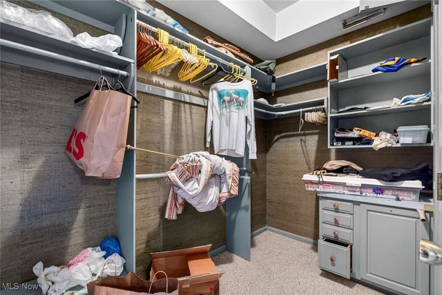 2112 Acacia Park Drive 619, Lyndhurst, OH 44124