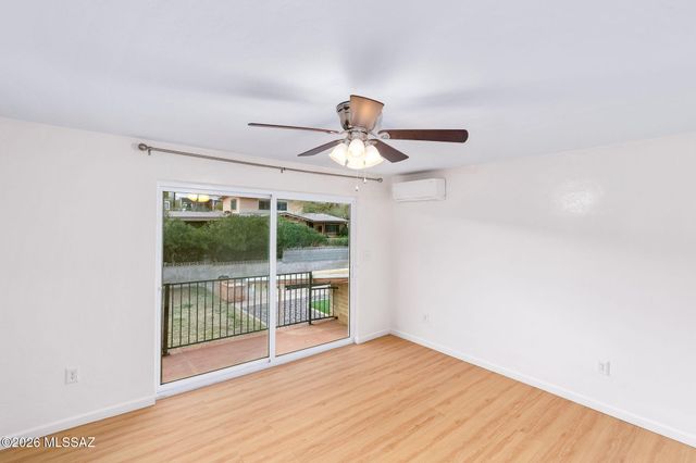 220 S Clausen Circle, Tucson, AZ 85745