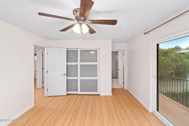 220 S Clausen Circle, Tucson, AZ 85745