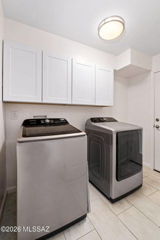 220 S Clausen Circle, Tucson, AZ 85745