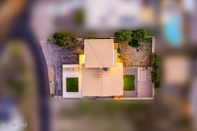 220 S Clausen Circle, Tucson, AZ 85745