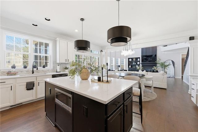 3173 Abbey Place SW, Atlanta, GA 30331