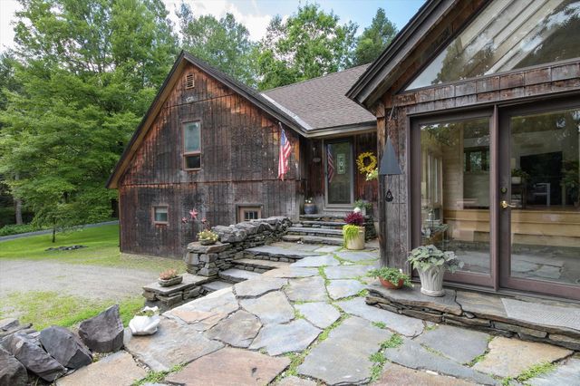 15 Skyline Drive, Vernon, VT 05354