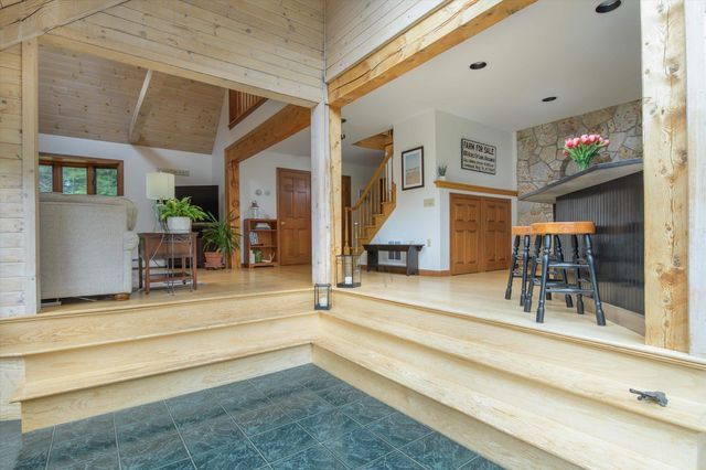 15 Skyline Drive, Vernon, VT 05354