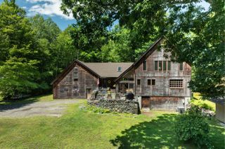 15 Skyline Drive, Vernon, VT 05354