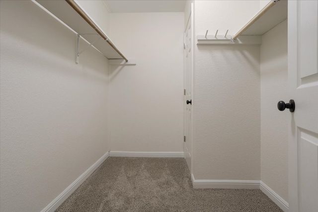 100 E Cunningham Street, Bonham, TX 75418