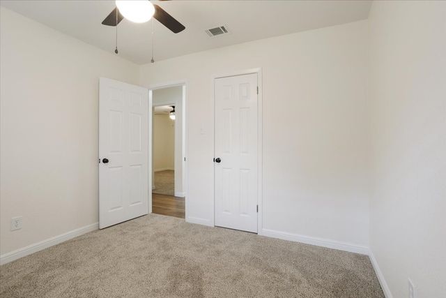 100 E Cunningham Street, Bonham, TX 75418